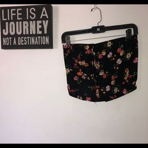 •Floral top
